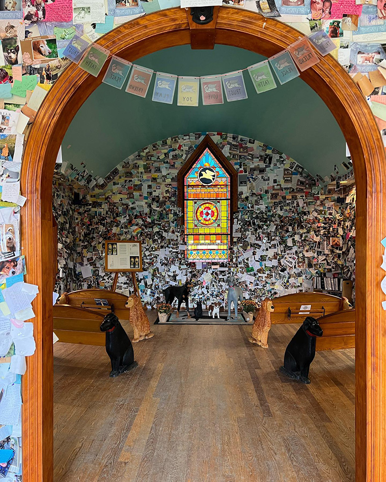 dog chapel