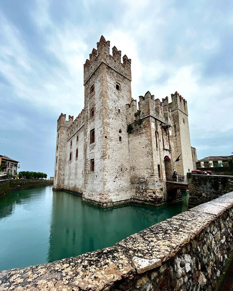 scaligero castle walls