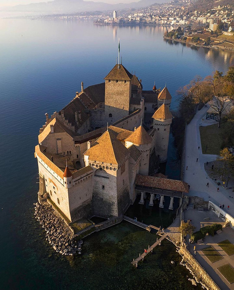 chillon castle of castles on lakes
