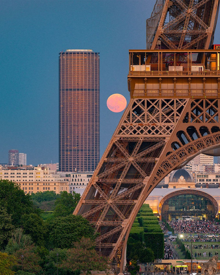 eiffel and the moon