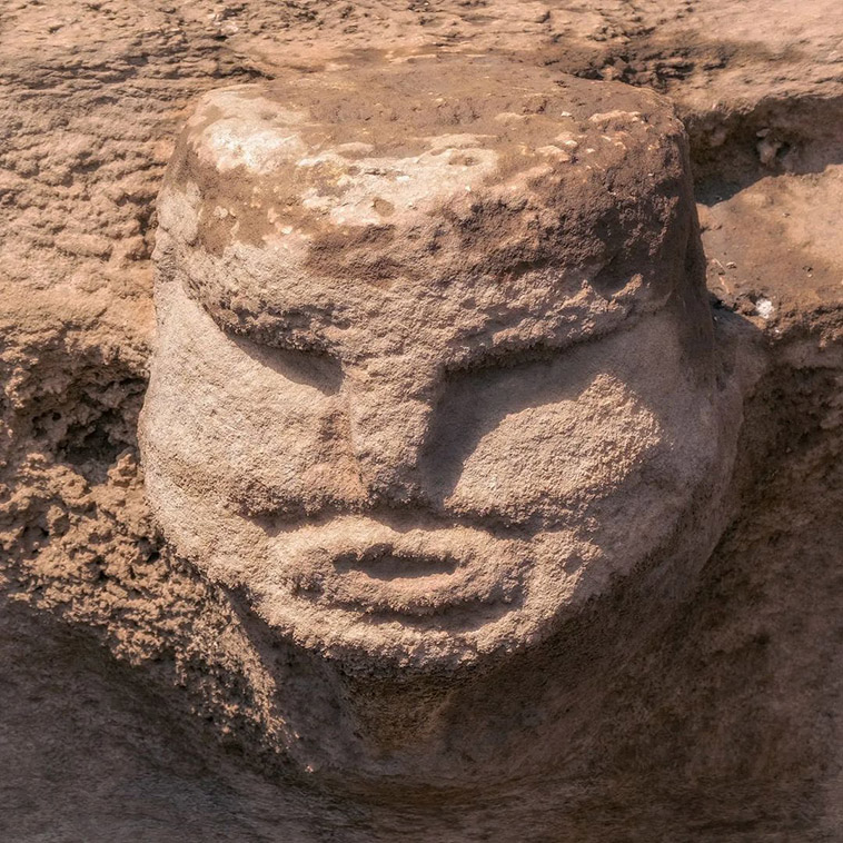 human sculpture at the excavations