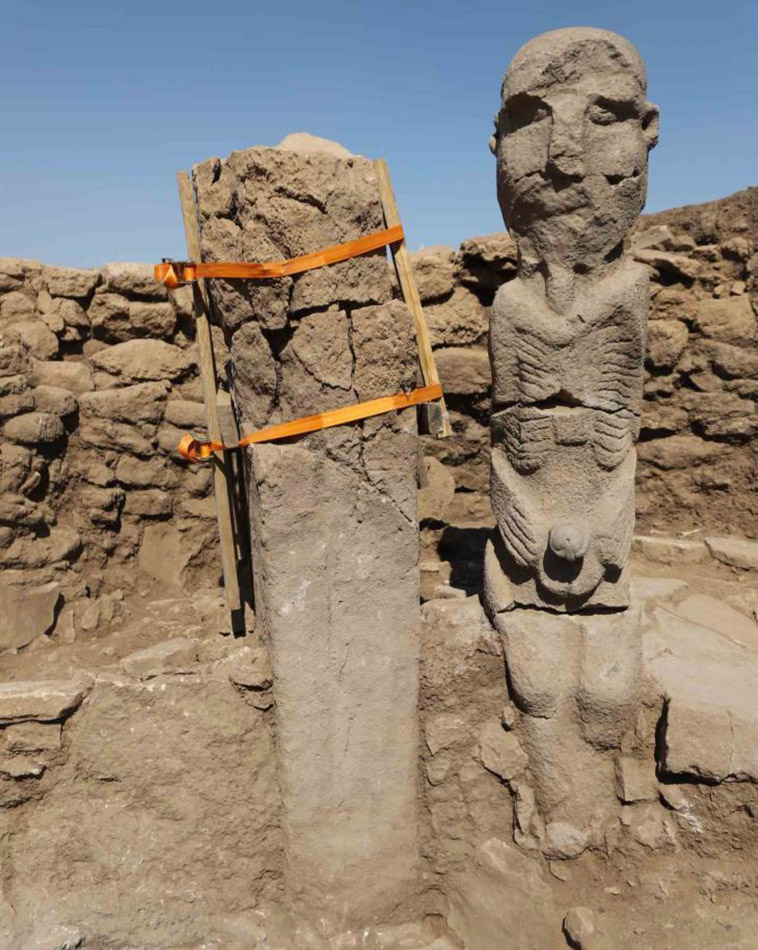 human statue found in in taş tepeler project