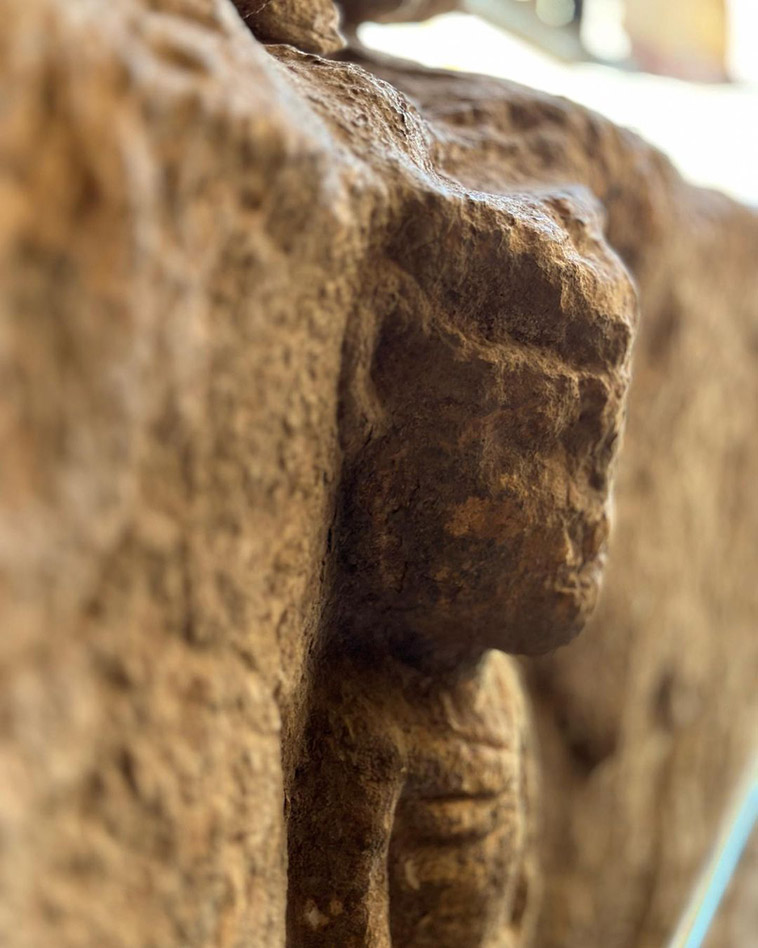 human carving-statue in taş tepeler project