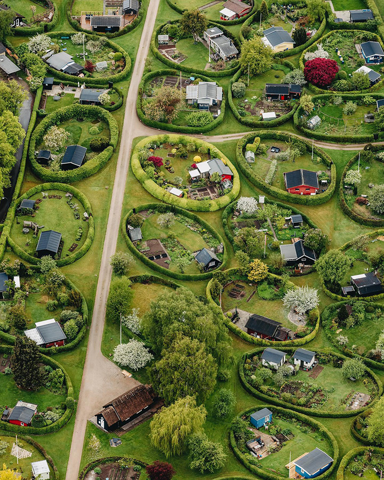 Circular Residential Areas- Oval Gardens of Naerum in Copenhagen, Denmark