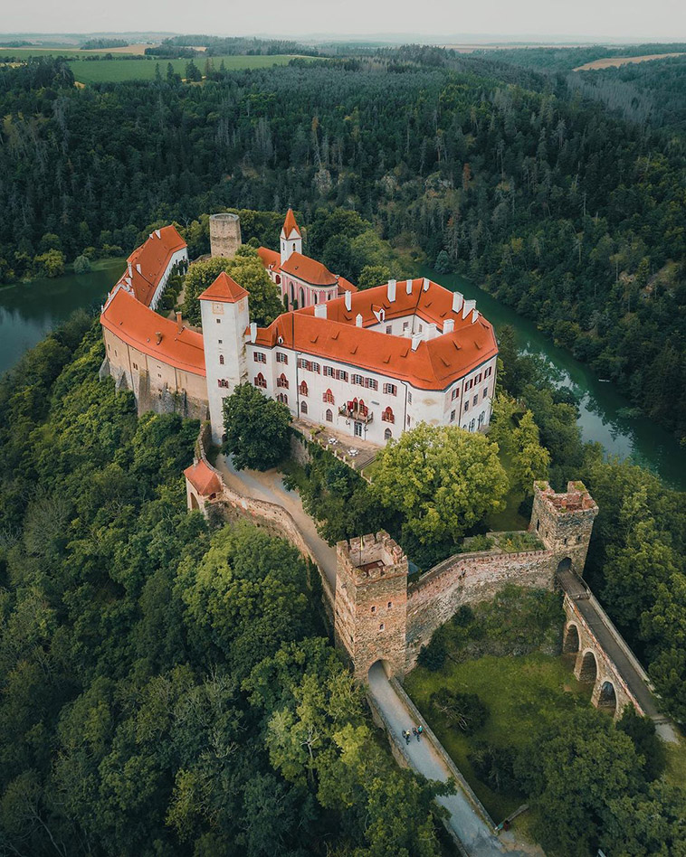 Bitov Castle exterior