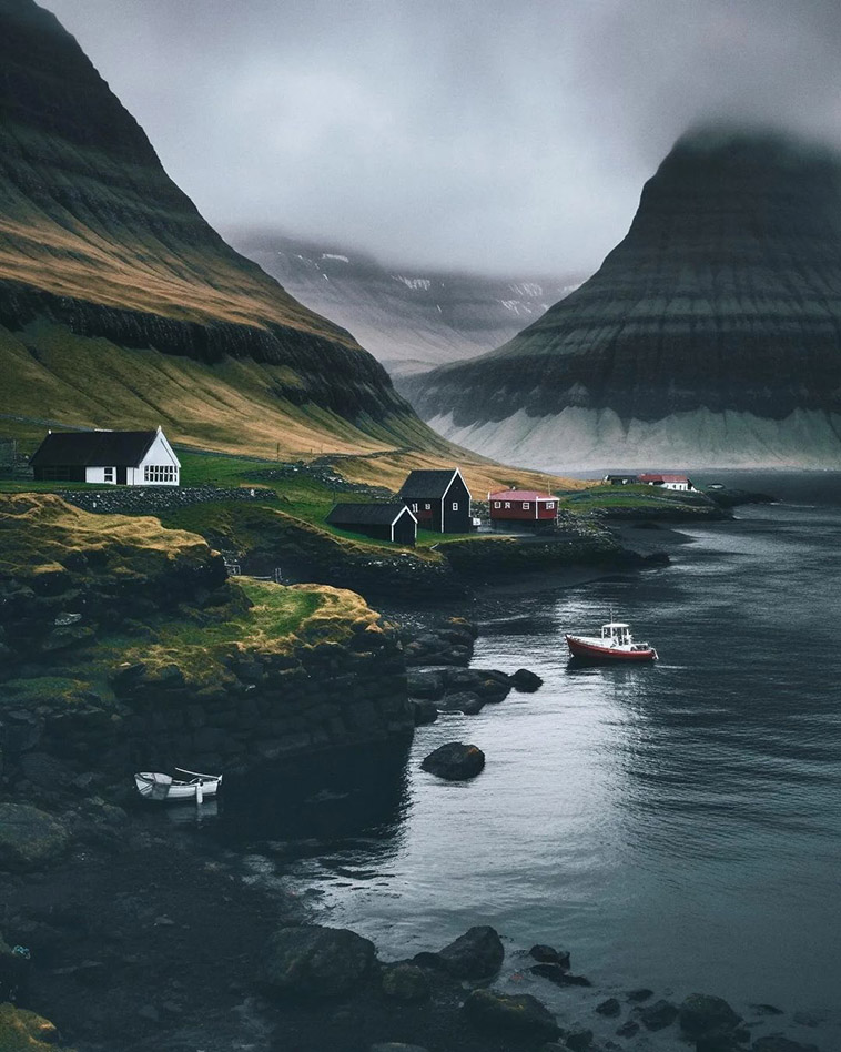 black isolated houses