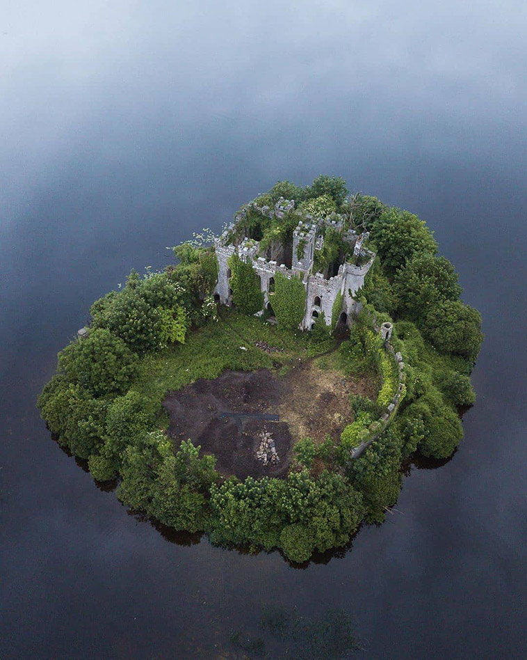 McDermott’s: Abandoned Castle In the Middle of a Lake