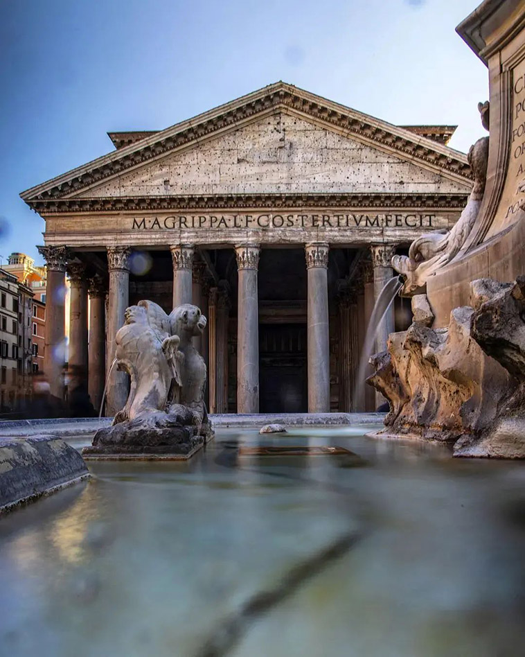 the pantheon fountain