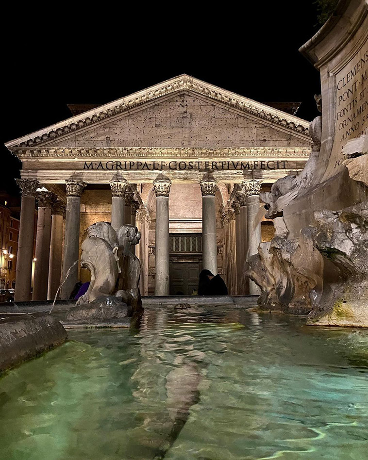 the pantheon fountain during the night