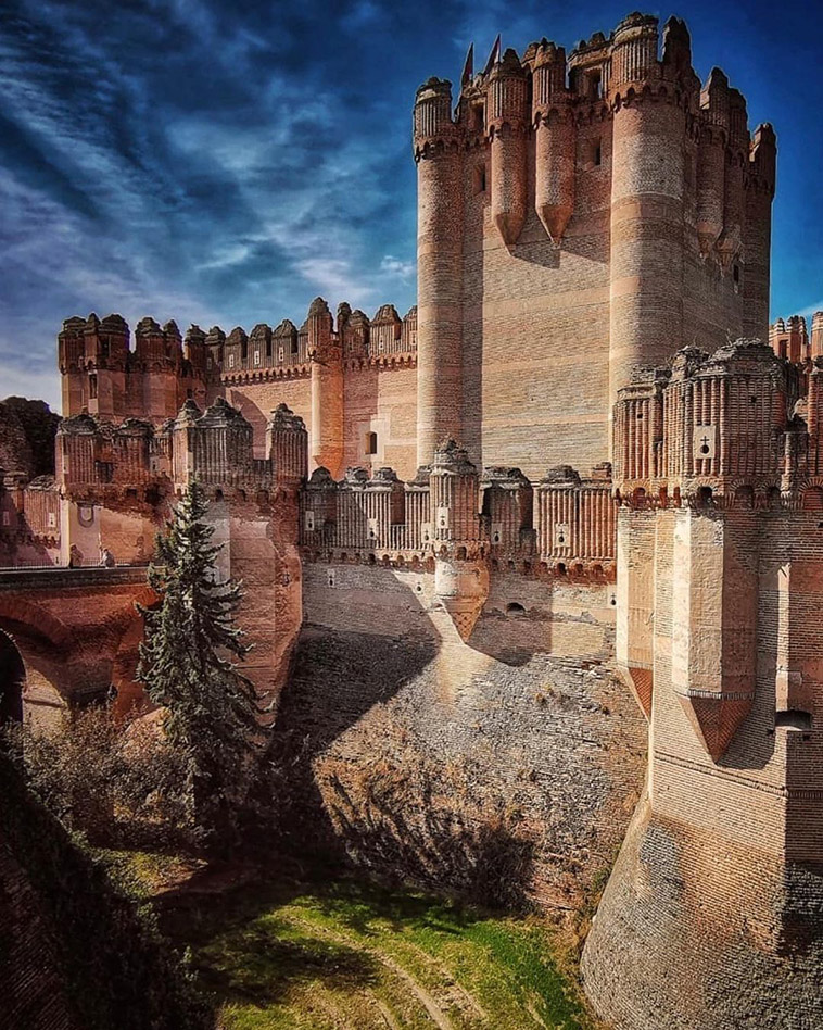 Finest Castles of Spanish Gothicism