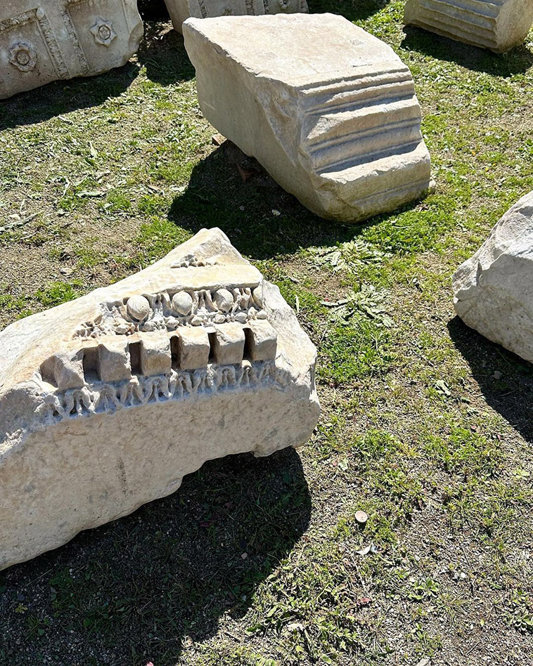 the forum stones