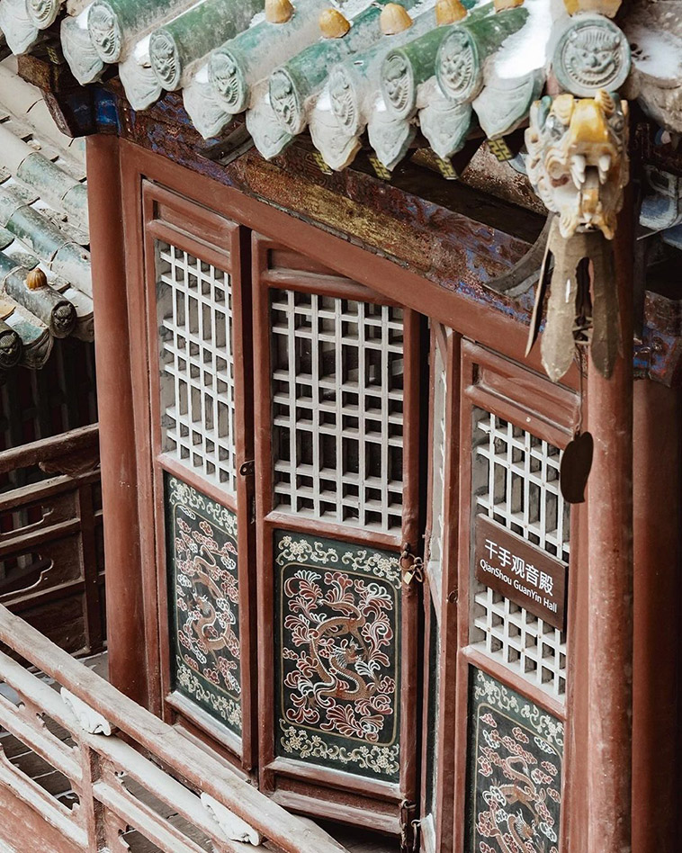 Ancient Hanging Temple motifs