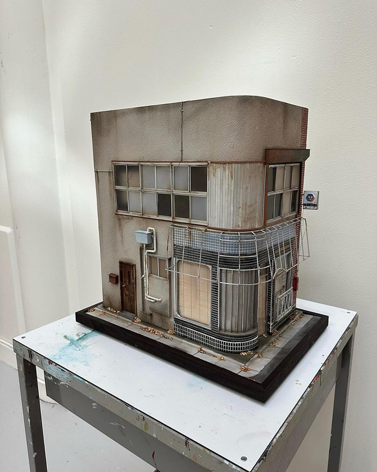 Artist Creates Impressive Miniature Tokyo Buildings