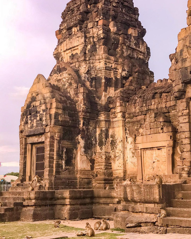 Ayutthaya Park ancient temple