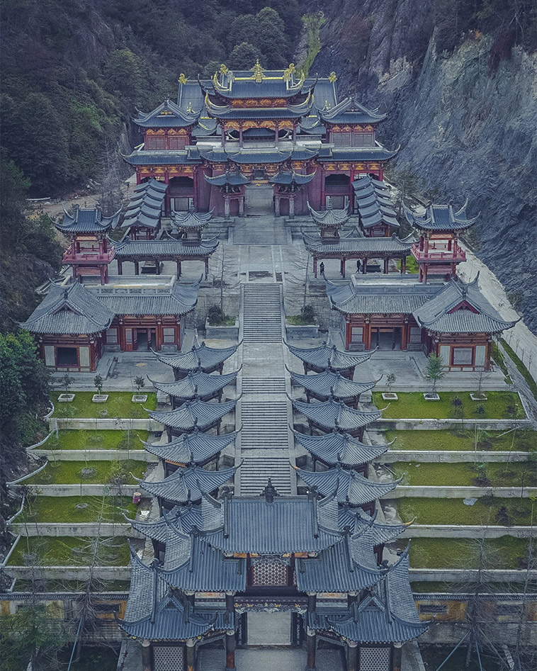 Dongyang palace