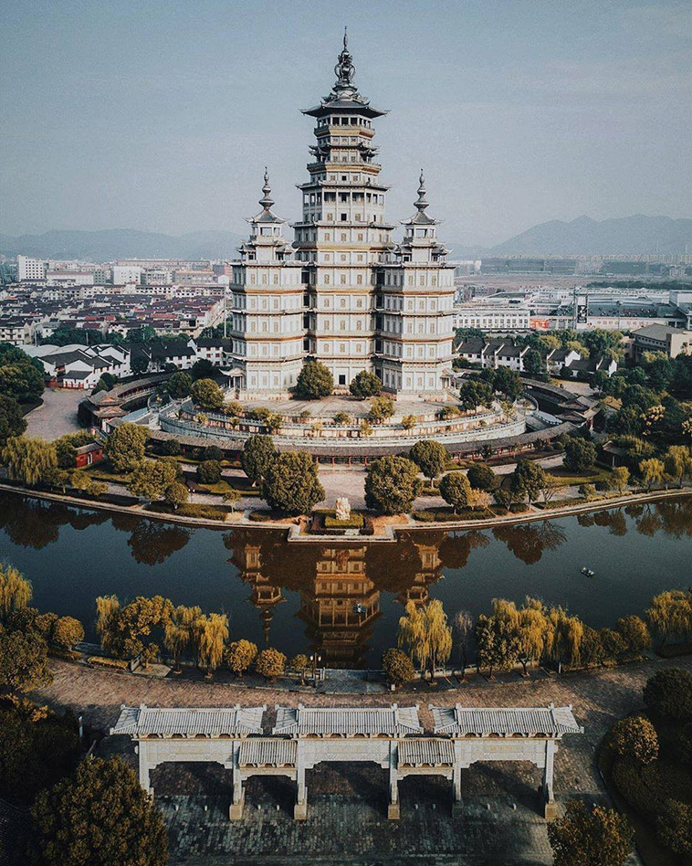 Dongyang towers