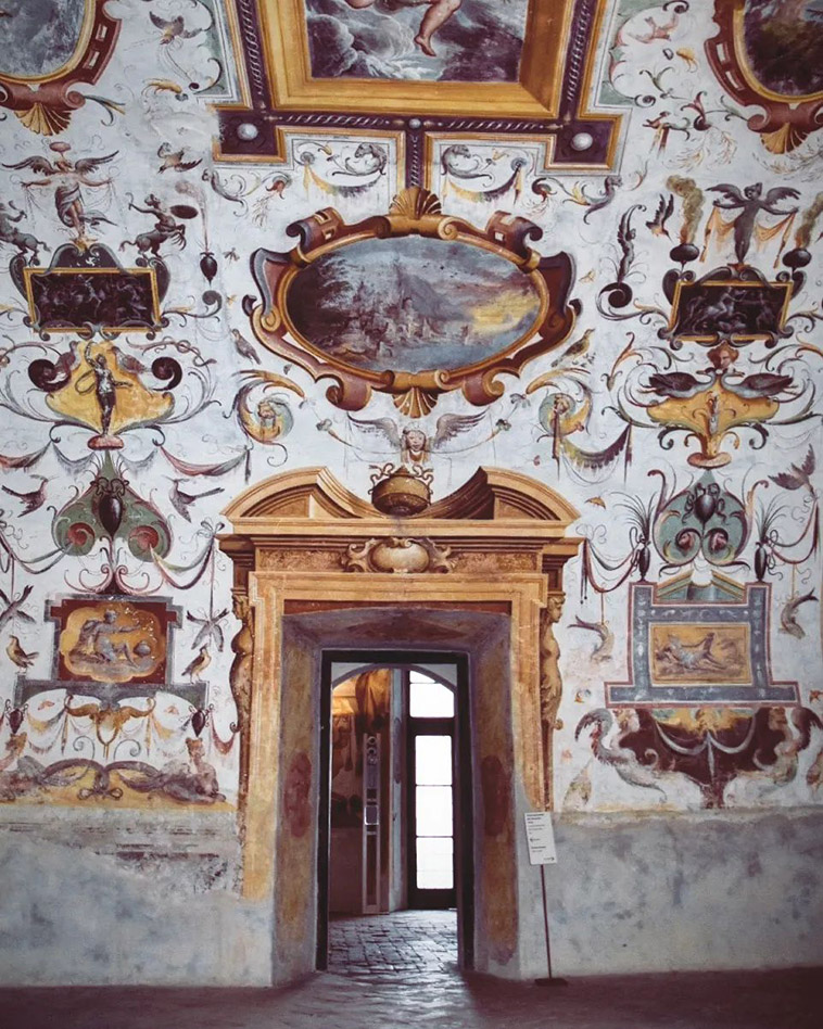 the castle paintings