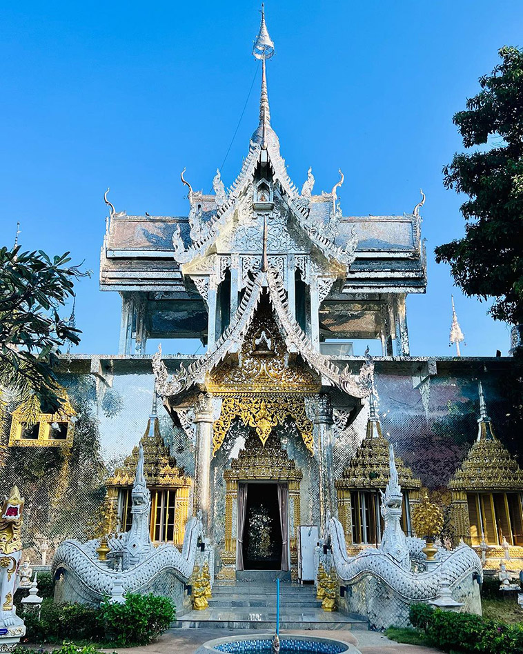 Wat San Pa Yang Luang entrance