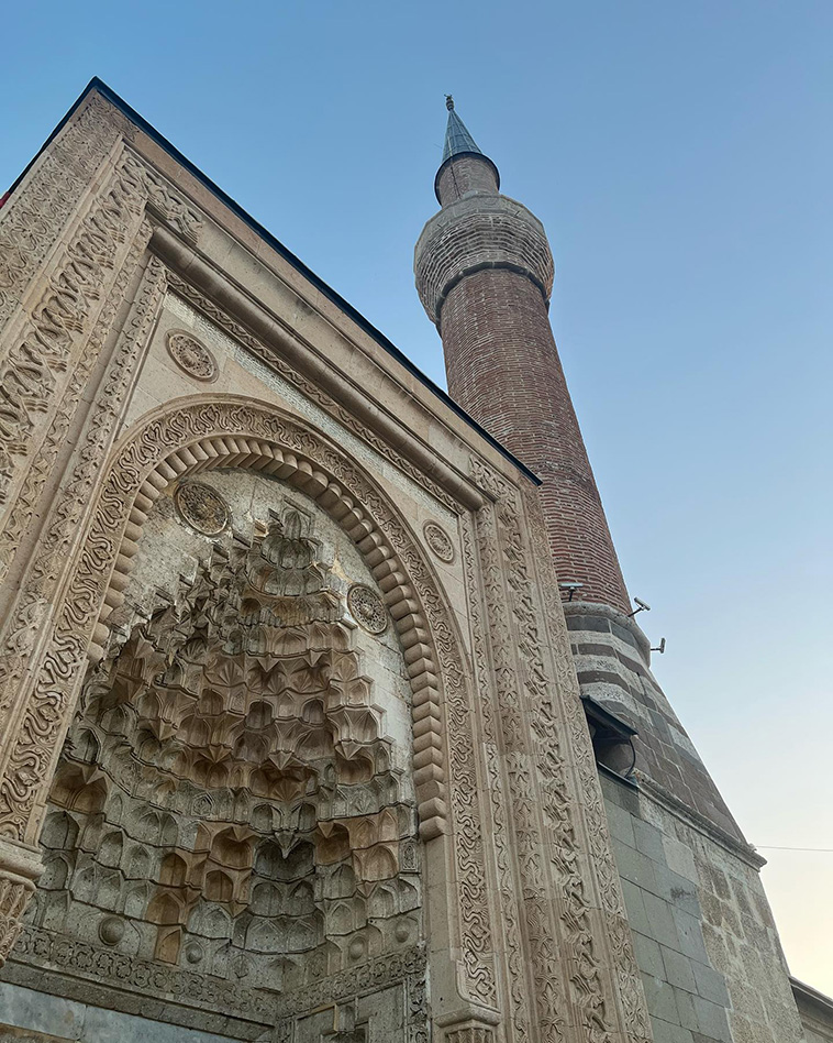 E?refo?lu Mosque Built Without Using a Single Nail