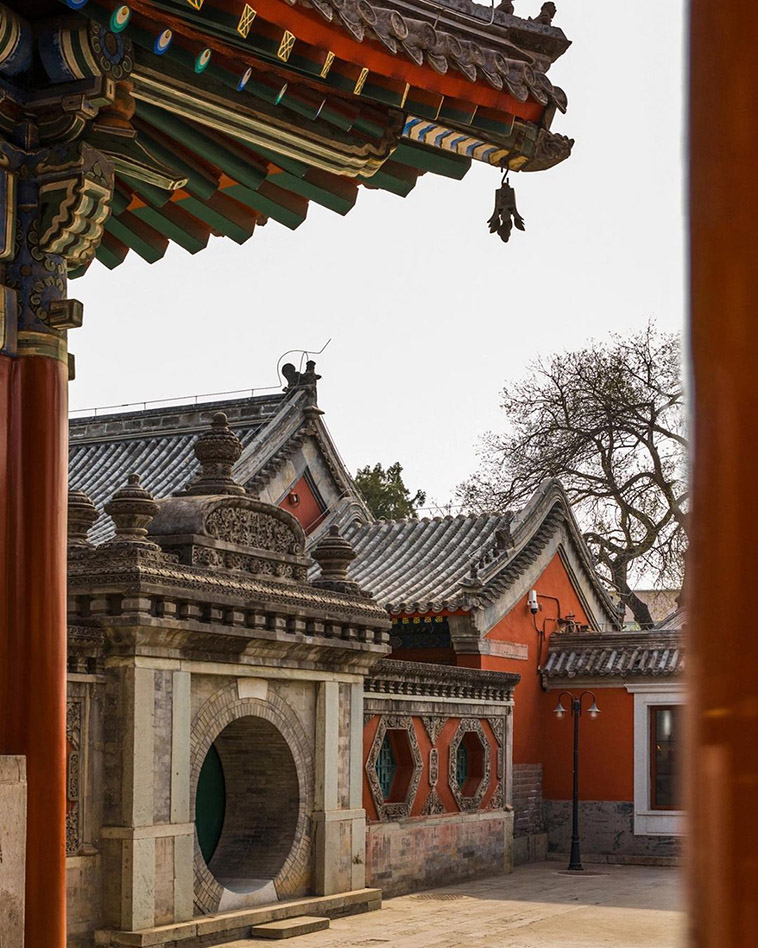 Wanshou Temple gate