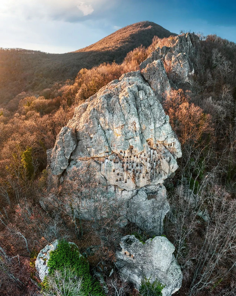 Gluhite Kamani: Over 3000-Year-Old Rock Shrine in Thrace