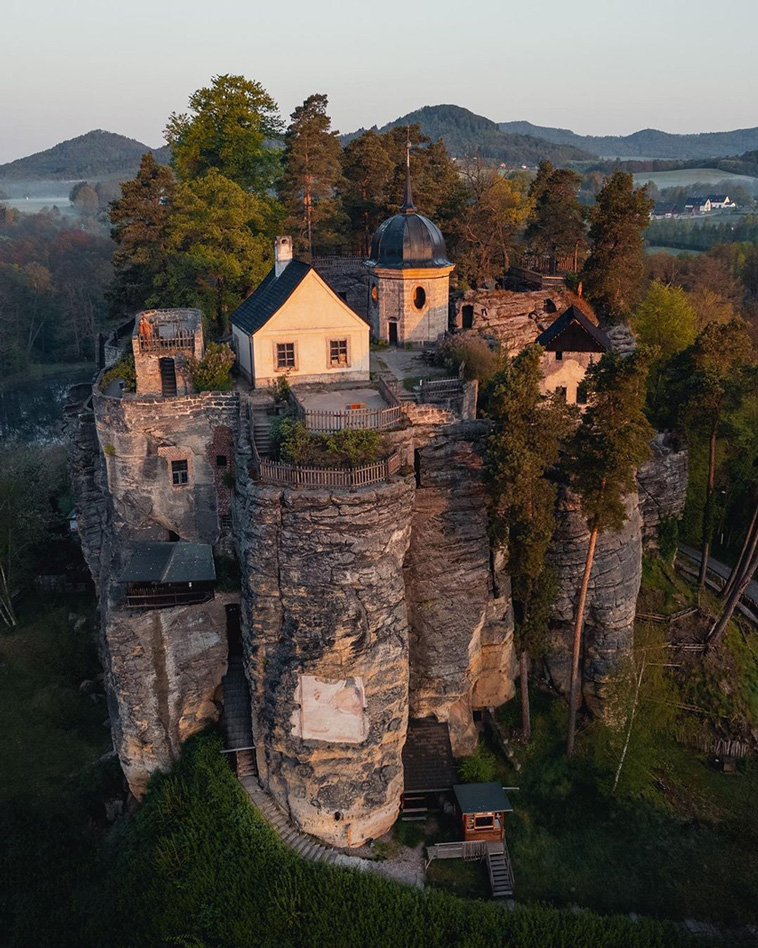 Sloup Castle: Medieval Rock Castle In Czechia