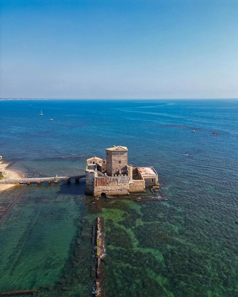torre astura and the sea