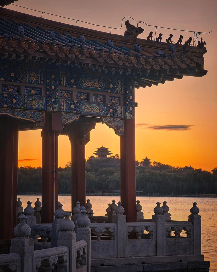 Beihai Park and the lake