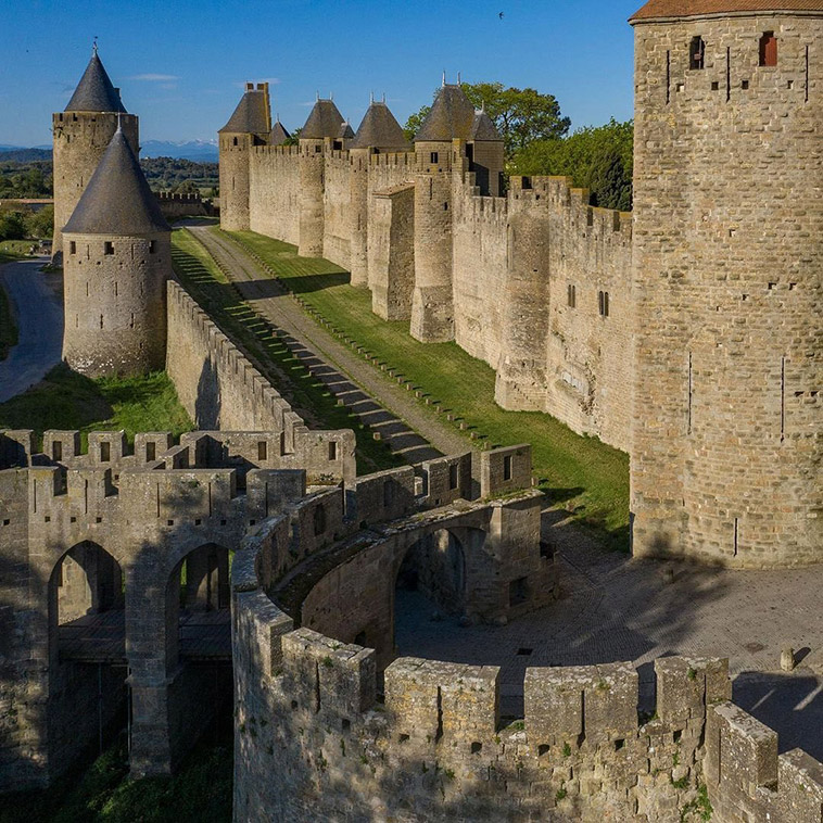 cite de Carcassonne interior grounds