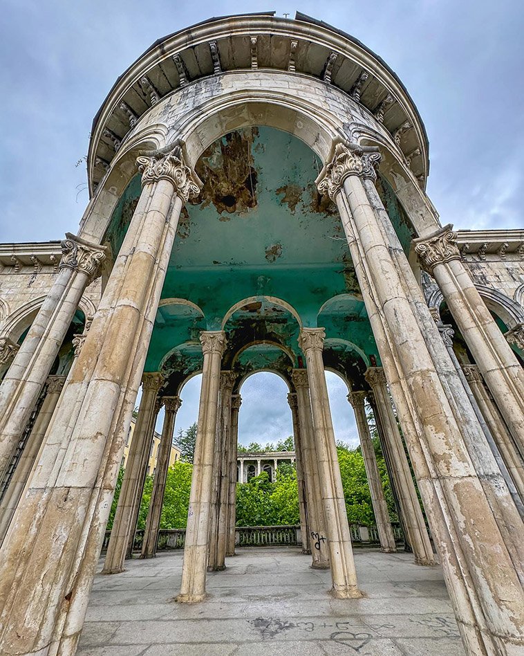 abandoned resort columns