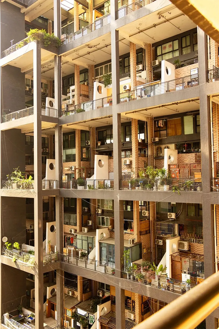 Manhattan Nature Giant Dollhouse Chengdu China